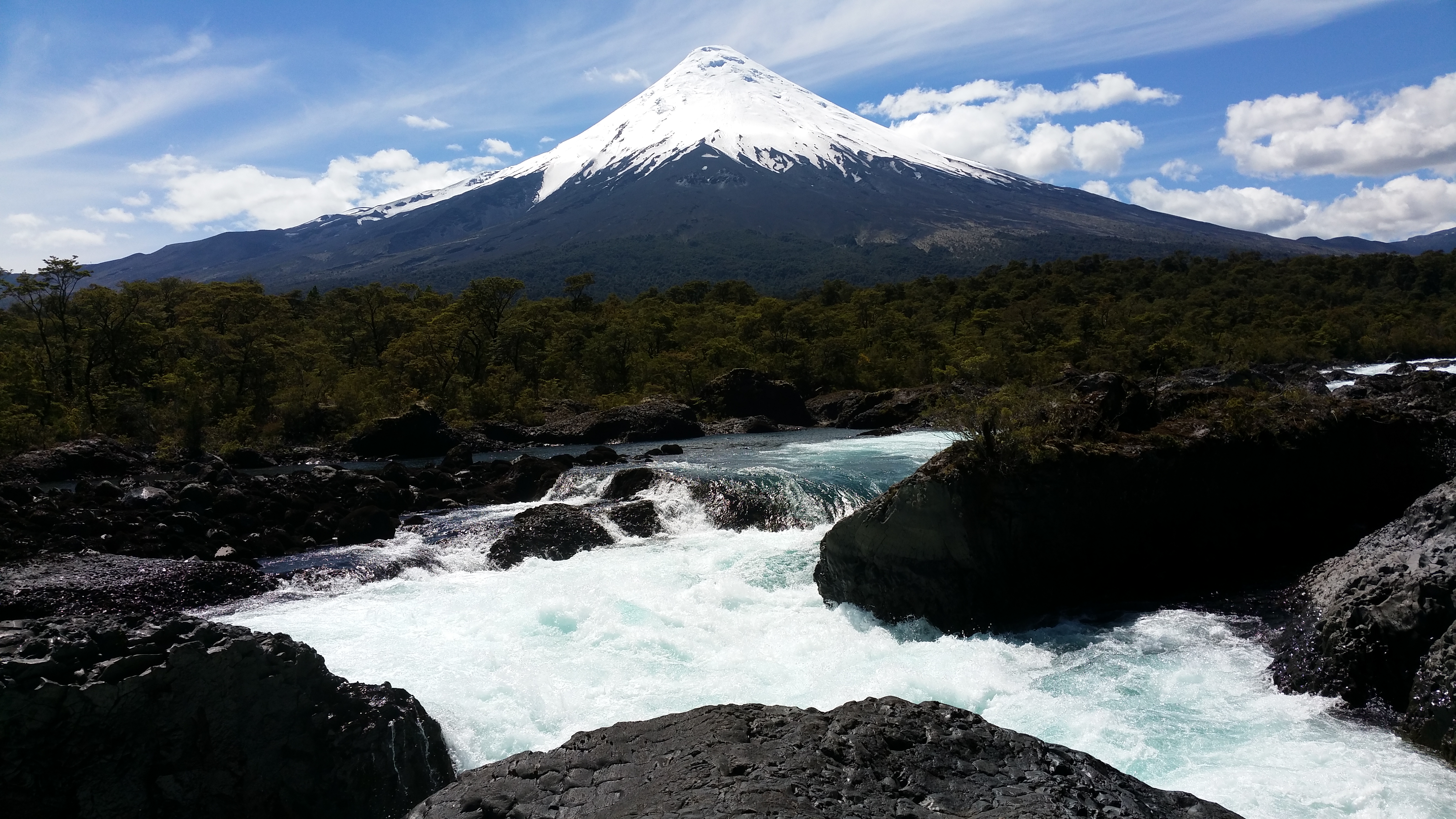 Osorno + Wasserfall